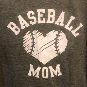 Baseball mom grey Tee